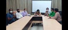 খড়্গপুর মহকুমা হাসপাতালে ট্রমা কেয়ার বিভাগ চালু নিয়ে বৈঠক জেলাশাসকের