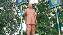 দেশ স্বাধীনের পর মেদিনীপুর কলেজ মাঠ থেকে পাকড়াও করা হয় বিপ্লবী বিমল দাশগুপ্তকে দেশ স্বাধীনের পর মেদিনীপুর কলেজ মাঠ থেকে পাকড়াও করা হয় বিপ্লবী বিমল দাশগুপ্তকে