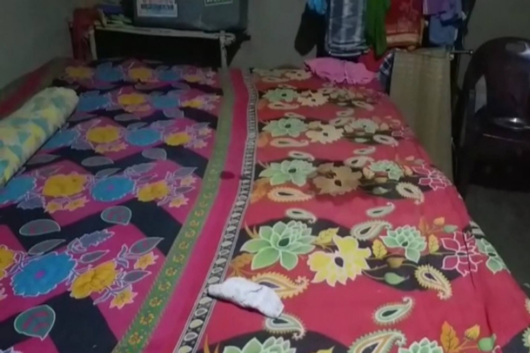 মা ও তাঁর তিন বছরের শিশু পুত্রকে নৃশংসভাবে খুন করলো দুষ্কৃতীরা