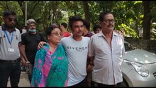 কাবুল থেকে বাড়ি ফিরে সাংবাদিকদের মুখোমুখি কৃষ্ণনগরের অভিজিৎ ঘোষ