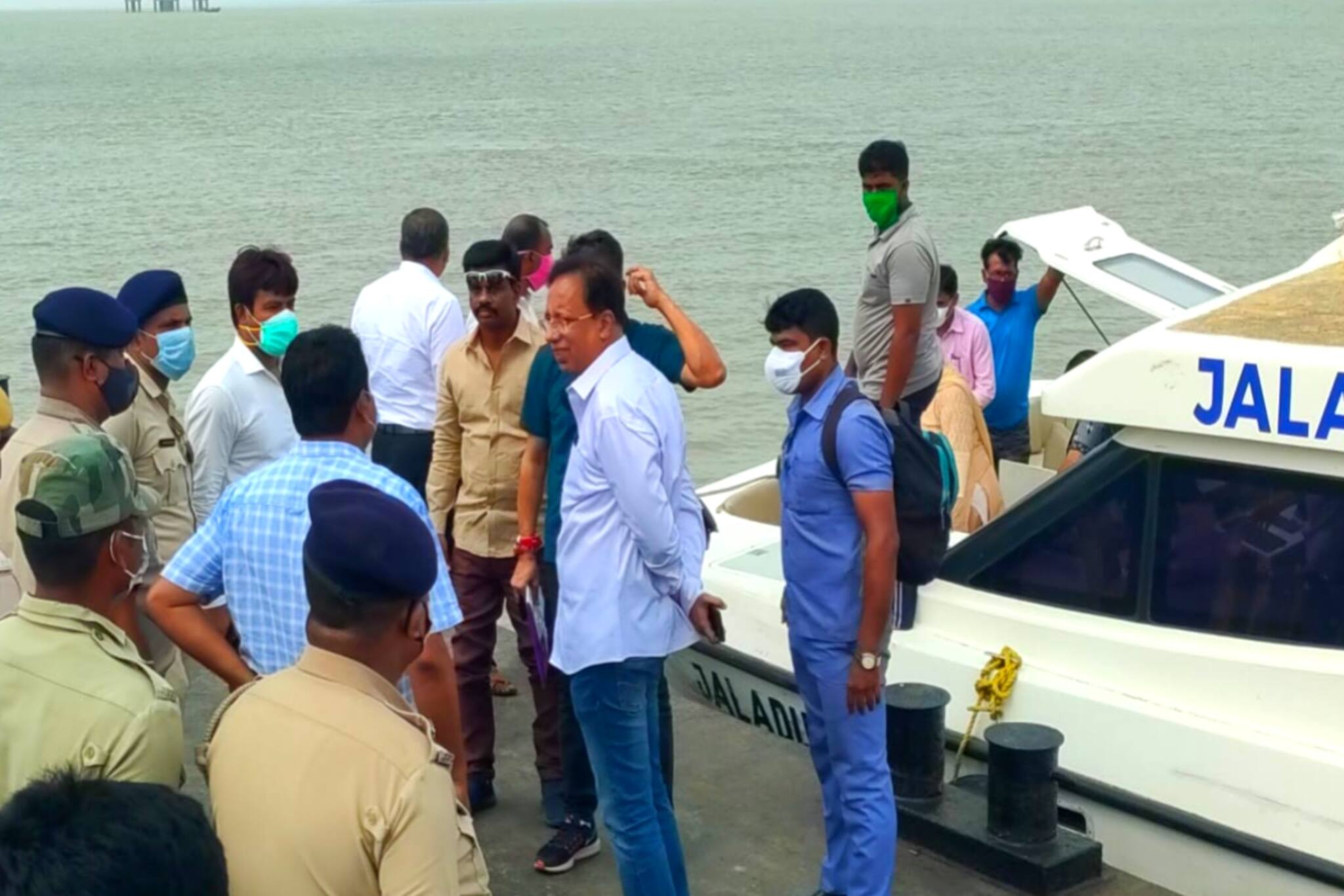 জলজীবন মিশন প্রকল্পের অগ্রগতি খতিয়ে দেখতে জেলায় ১৩ সদস্যের প্রতিনিধি দল