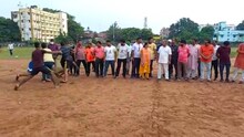 মেদিনীপুর শহরে মর্নিং ওয়াক করলেন মেদিনীপুরের সাংসদ দিলীপ ঘোষ