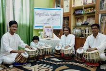 কানাডায় বিশ্ব সংগীত প্রতিযোগিতায় সেরা দশে শিলিগুড়ির ৩ তবলা বাদক
