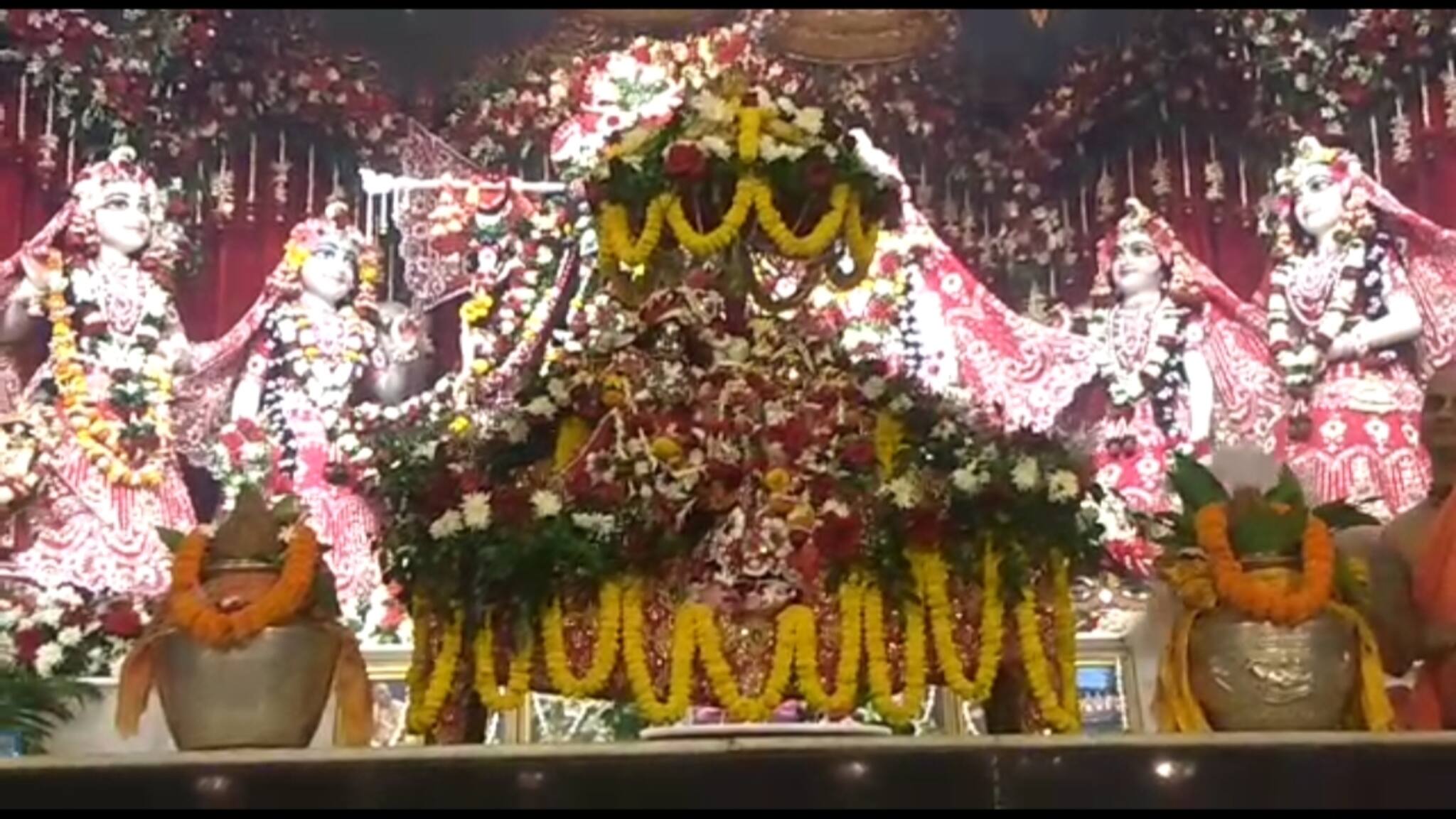 প্রথা অনুযায়ী মায়াপুর ইসকন মন্দিরে শুরু হলো জন্মাষ্টমী উৎসব