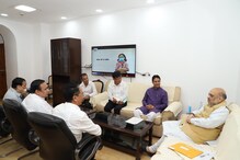 শাহি দরবারে রাজু বিস্তা, হঠাৎ কেন পাহাড় নিয়ে মাথা ঘামাচ্ছে দিল্লি! শাহি দরবারে রাজু বিস্তা, হঠাৎ কেন পাহাড় নিয়ে মাথা ঘামাচ্ছে দিল্লি!
