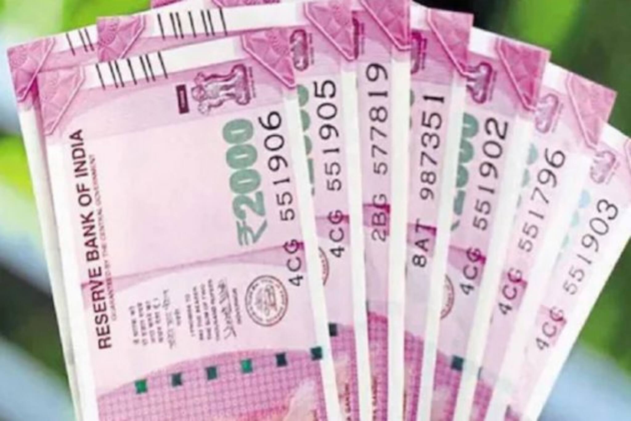 আজ থেকে বদলাতে চলেছে এই ৭টি গুরুত্বপূর্ণ নিয়ম, সরাসরি প্রভাব পড়বে আপনার পকেটে!