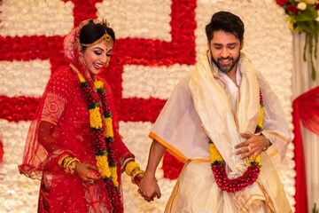 কন্যা সম্প্রদানহীন বৈদিক বিয়ে, বিয়ের ছবিতে দেবলীনা-গৌরবের প্রোফাইলে মধুমাস