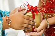 রাখিতে বোনকে মাত্র ১ টাকার এই সরকারি স্কিম উপহার দিন, পেয়ে যাবে ১৫ লক্ষ টাকা