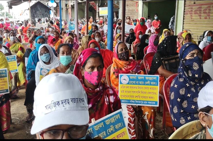 Awareness campaign against Dengue and malaria in presence of food minister Rathin Ghosh