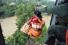 West Bengal Flood: শিশু, মহিলাদের এয়ার লিফট, খানাকুলের বন্যায় বায়ুসেনার সাহায্য নিল রাজ্য