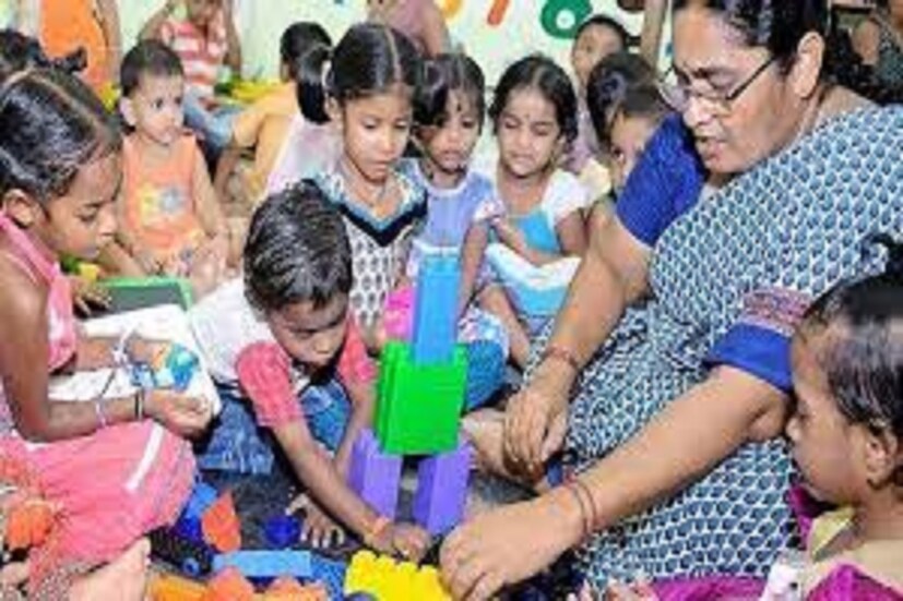 (Anganwadi Recruitment 2021): যে যে পদে নিয়োগ প্রক্রিয়া হবে সেগুলি হল ৷ বিভিন্ন জেলা অনুসারে বিজ্ঞাপন ৷ প্রতীকী ছবি ৷