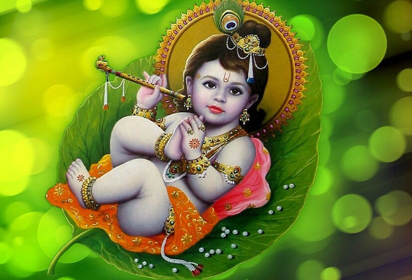 এ বছর জন্মাষ্টমীর পুজো হবে ৩০ অগাস্ট সোমবার ৷ সোমবার ৩০ অগাস্ট ভোর থেকেই শুরু তিথি। যা শেষ হচ্ছে ৩১ অগাস্ট মঙ্গলবার সকাল ৯টা বেজে ৪৪ মিনিটে। অষ্টমী তিথি শেষ হচ্ছে সোমবার রাত ১ টা ৫৯ মিনিটে। রোহিনী নক্ষত্র শুরু হচ্ছে ঠিক সকাল ৬টা বেজে ৩৯ মিনিটে। পঞ্জিকা অনুযায়ী সোমবার বেলা ১১টা ৫৯ মিনিট থেকে ১২টা ৪৪ মিনিট পর্যন্ত থাকছে শুভ যোগ। তবে মঙ্গলবার সকাল ৯টা বেজে ৪৪ মিনিট পর্যন্ত এই ব্রত পালন করা যাবে। 