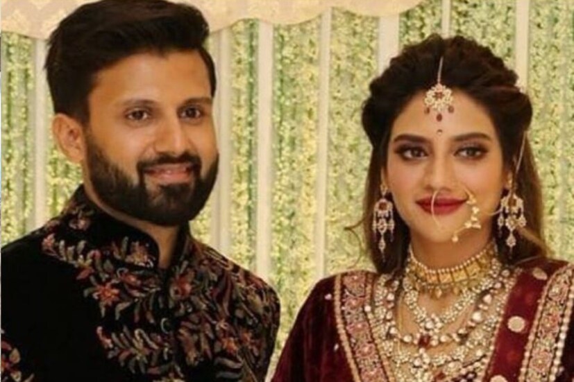 অন্যদিকে নিখিল জৈনও নিজের মতো জীবন গুছিয়ে নেওয়ার চেষ্টা করছেন। মন ভালো রাখার জন্য কখনও ছবি আঁকা, কখনও রান্না এসবে নিজেকে ব্যস্ত রাখছেন নুসরত। 