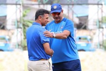 Ravi Shahstri: 'সুখের চাকরি' হারাতে পারেন রবি শাস্ত্রী! ইচ্ছে নেই দ্রাবিড়ের, তবু নাম ভাসছে Ravi Shahstri: 'সুখের চাকরি' হারাতে পারেন রবি শাস্ত্রী! ইচ্ছে নেই দ্রাবিড়ের, তবু নাম ভাসছে