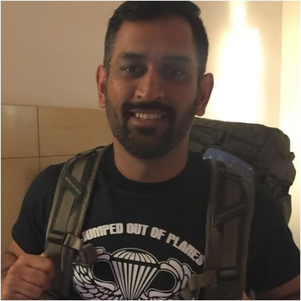 তবে ধোনির (MS Dhoni) এই নির্বাচনকে নিয়ে বিতর্কও শুরু হয়েছে ৷ কেননা আইপিএলে (IPL) ধোনি চেন্নাই সুপার কিংসের অধিনায়ক (Chennai Super Kings Captain Mahendra Singh Dhoni) একই সঙ্গে তিনি যদি বিসিসিআইয়ের (BCCI) কোনও পদের সঙ্গে সংযুক্ত হন সেক্ষেত্রে স্বার্থের সংঘাত দেখা দেবে ৷ এই মর্মেই তর্ক ও বিতর্ক বাসা বেঁধেছে ৷ ছবি সৌজন্যে ইনস্টাগ্রাম ৷