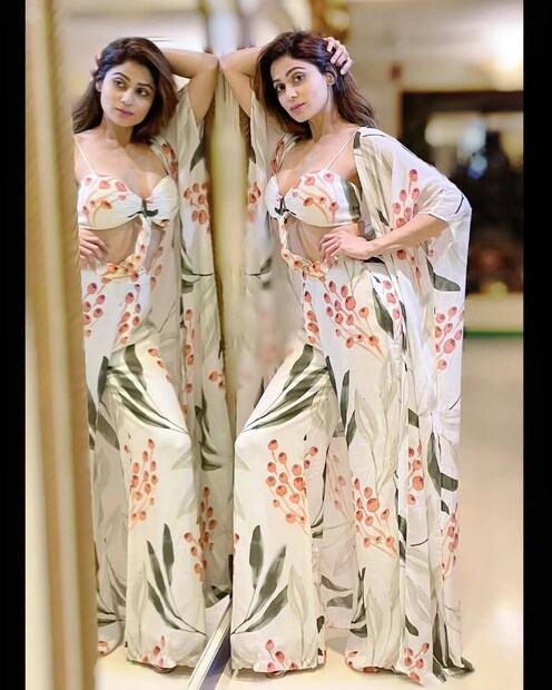 ফুলফুল ছাপাছাপা জাম্পস্যুটে জোরদার গতিতে ছড়িয়েছে ইনস্টাগ্রাম ৷ ছবি সৌজন্যে ইনস্টাগ্রাম ৷