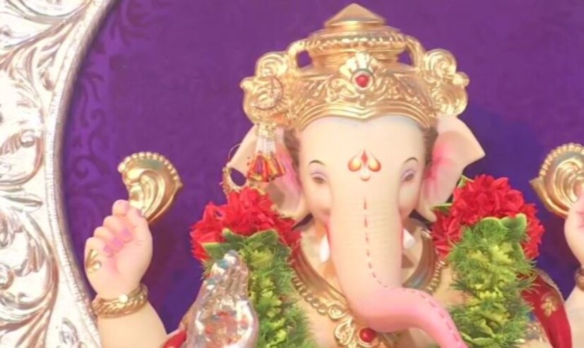 রাভা পোঙ্গল (Rava Pongal)-এটি একটি সুস্বাদু দক্ষিণ ভারতীয় পদ। সুজি আর মুগডাল মিশিয়ে তার মধ্যে ঘি দিয়ে এই পদ তৈরি করা হয়।