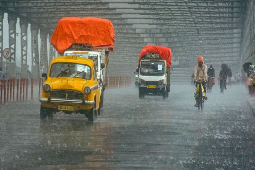 কলকাতা, ঝাড়গ্রাম, হাওড়া ,হুগলি, উত্তর ২৪ পরগনা ও পশ্চিম মেদিনীপুরে ৩০-৪০ কিমি বেগে ঝোড়ো হাওয়া বইতে পারে বুধবার। দমকা ৫০ কিমি ঝোড়ো হাওয়া বইবে বেশ কিছু অঞ্চলে।