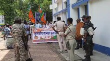 বিদ্যুতের দাম কমাতে হবে, বিজেপি যুব মোর্চার ডেপুটেশন রামপুরহাটে