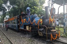 যাত্রীর দেখা নেই, বাতিল টয়ট্রেন যাত্রীর দেখা নেই, বাতিল টয়ট্রেন