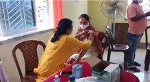 পানাগড় বাজারে ৫০০ লোহা ব্যবসায়ীর করোনার দ্বিতীয় ডোজের টিকাপ্রদান পানাগড় বাজারে ৫০০ লোহা ব্যবসায়ীর করোনার দ্বিতীয় ডোজের টিকাপ্রদান