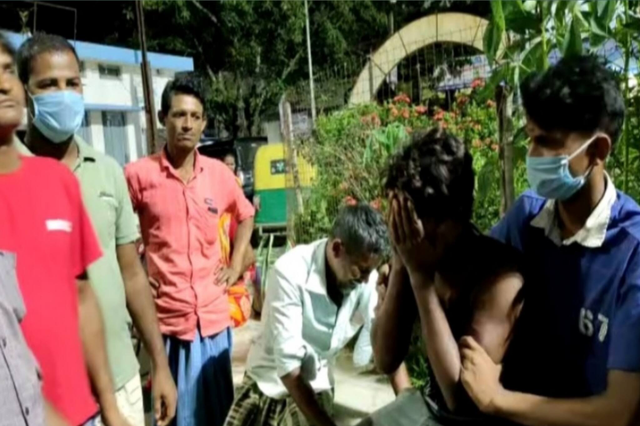 চিকিৎসায় গাফিলতি, সাপের কামড়ে মৃত্যু হল শিশুর