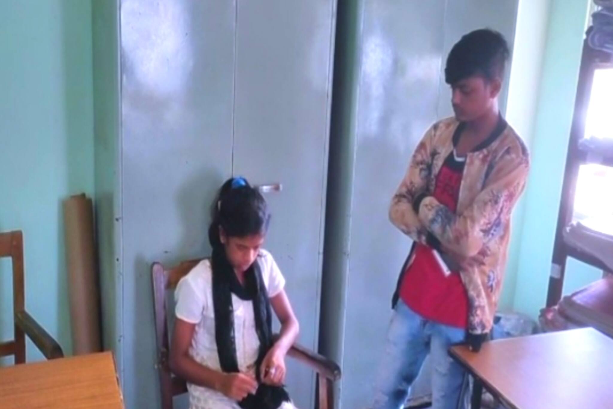 পুলিশি তৎপরতায় উদ্ধার পথ হারানো নাবালিকা