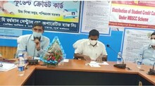 জেলাশাসকের দফতরে ২১ জন পড়ুয়ার হাতে তুলে দেওয়া হল স্টুডেন্ট ক্রেডিট কার্ড
