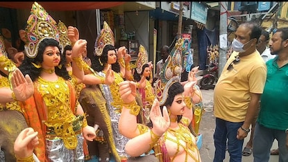 নিজস্ব চিত্র