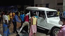 ট্রেনের ধাক্কায় গুরুতর আহত সিউড়ির এক যুবক ট্রেনের ধাক্কায় গুরুতর আহত সিউড়ির এক যুবক
