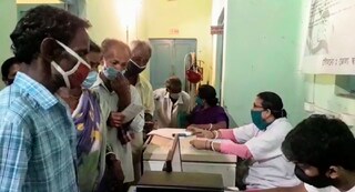 ভ্যাকসিন পেয়ে খুশি তিস্তা নদীর চরবাসীরা