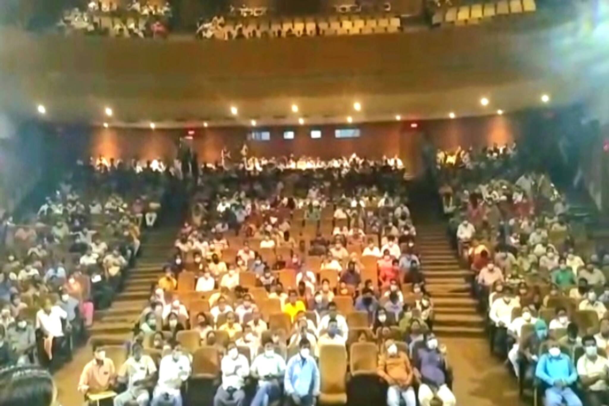 পুজো উদ্যোক্তাদের নিয়ে প্রশাসনিক বৈঠক জেলায়