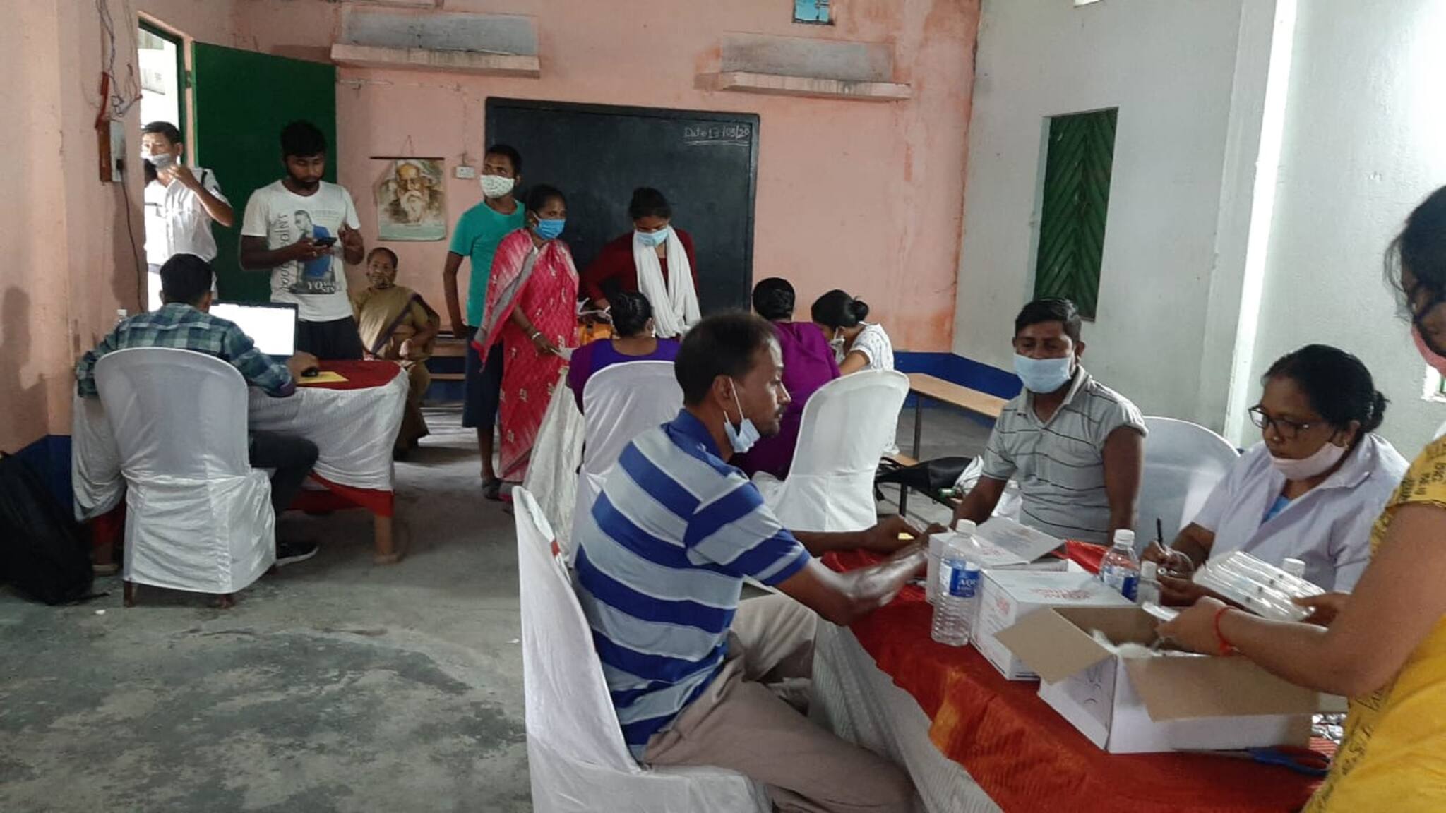 শিলিগুড়িতে নিঃশুল্ক টিকাকরণ কর্মসূচি, বিশেষ নজরে বয়স্করা