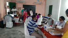 শিলিগুড়িতে নিঃশুল্ক টিকাকরণ কর্মসূচি, বিশেষ নজরে বয়স্করা শিলিগুড়িতে নিঃশুল্ক টিকাকরণ কর্মসূচি, বিশেষ নজরে বয়স্করা