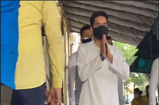 শনিবার দুপুর থেকে খড়দহ এবং গোসাবায় প্রচারে যান অভিষেক বন্দ্যোপাধ্যায়। আগামীকাল ও পরশু অর্থাৎ, ২৫ ও ২৬ অক্টোবর বাকি দুই কেন্দ্র অর্থাৎ দিনহাটা ও শান্তিপুরে প্রচার করবেন তিনি। 