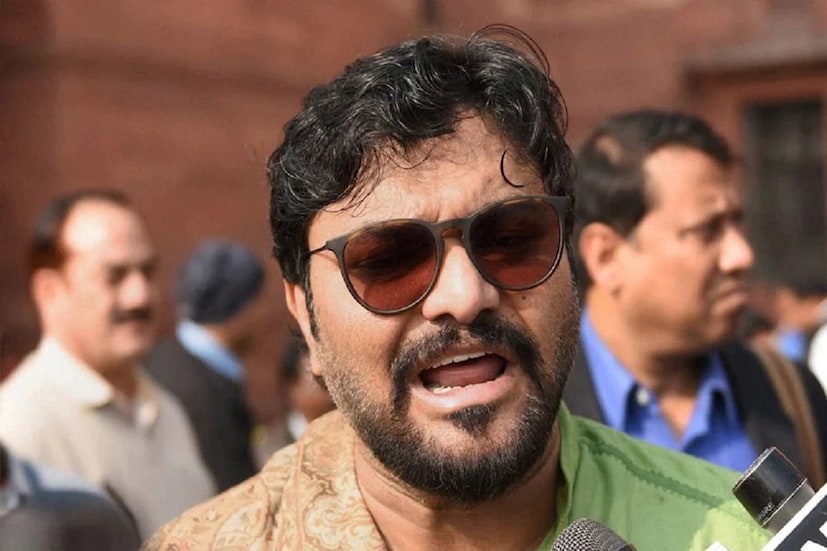 বাবুল যোগ দিচ্ছেন তৃণমূলের ট্যুইটার হ্যান্ডেল থেকে এই টুইট সামনে আসতে না আসতেই ট্যুইটটি শেয়ার করে ডেরেক ও'ব্রায়েন লিখেছেন, খেলা হবে।