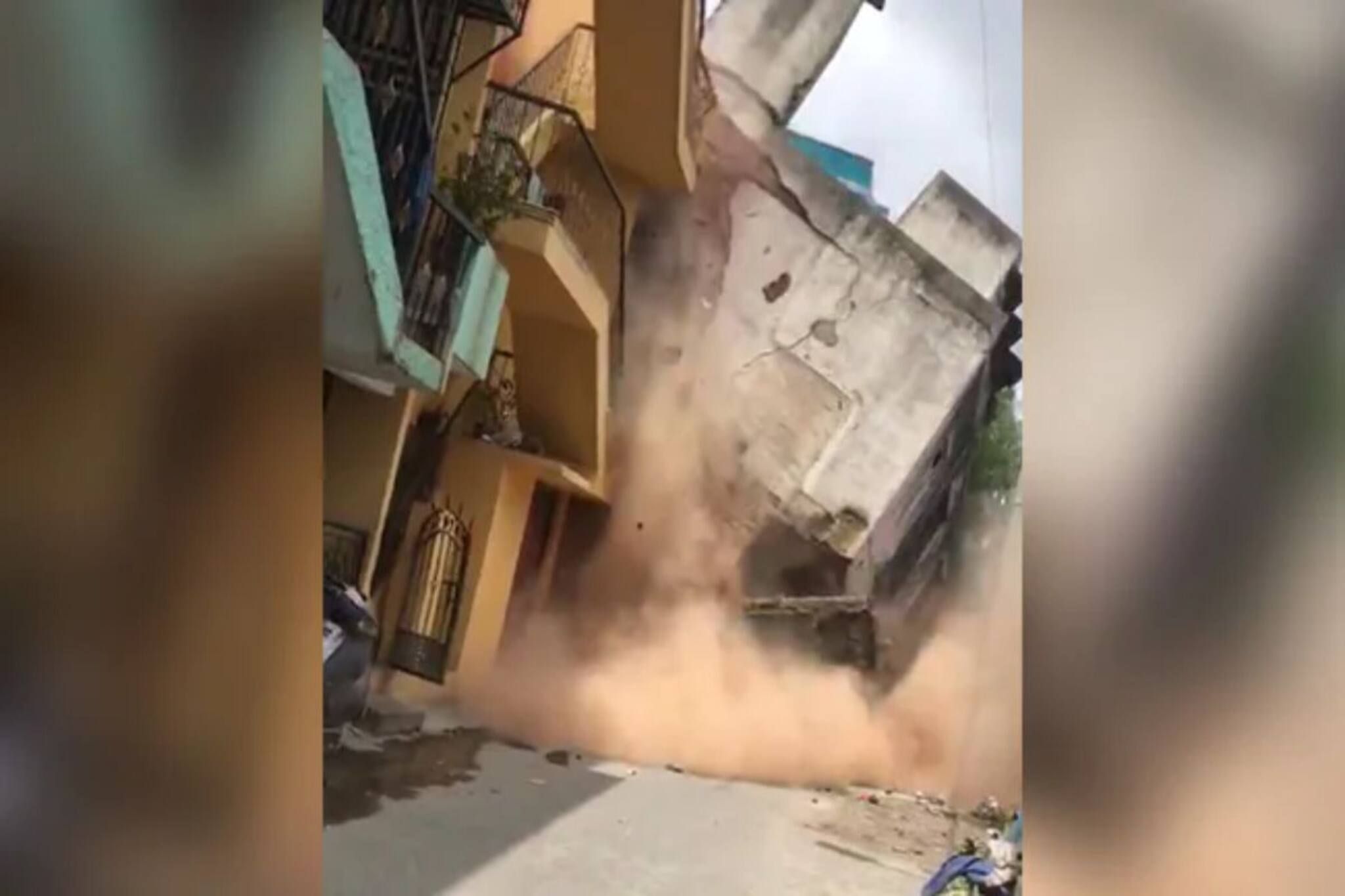 ১৭ সেকেন্ডে ভ্যানিশ তিনতলা বাড়ি! ভিডিও ঘিরে তোলপাড় নেটপাড়া, দুর্বার গতিতে Viral