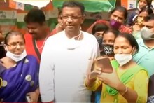 ভোটযুদ্ধে চায়ের কাপে সৌজন্য, বাম ক্যাম্পে চা খেলেন ফিরহাদ হাকিম