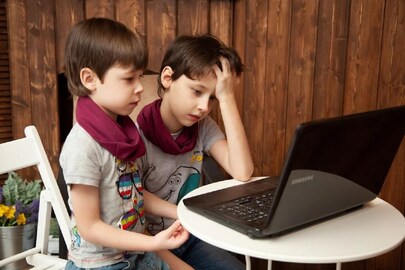 how to start kid's mode on through microsoft edge for safe internet experience for them- Phot-Representative 