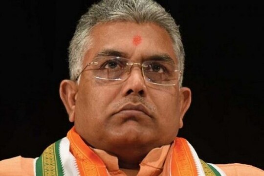 দলবদলুদের কড়া সমালোচনায় দিলীপ ঘোষ।