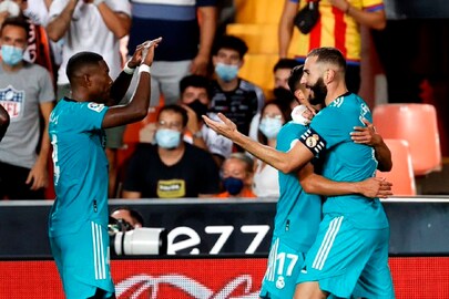LaLiga: Real Madrid wins against Valencia with 2-1 scoreline - Photo Courtesy- LaLiga/Twitter 