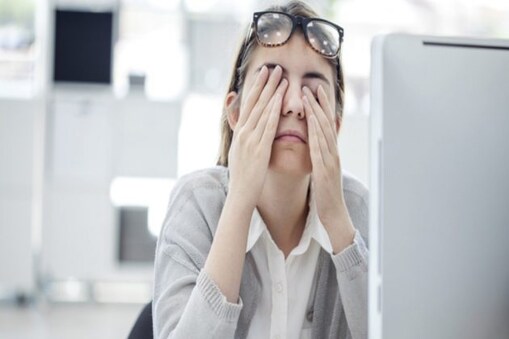 Eye Fatigue: Eye fatigue is increasing in the long screen time, pay attention to these issues to keep yourself right!