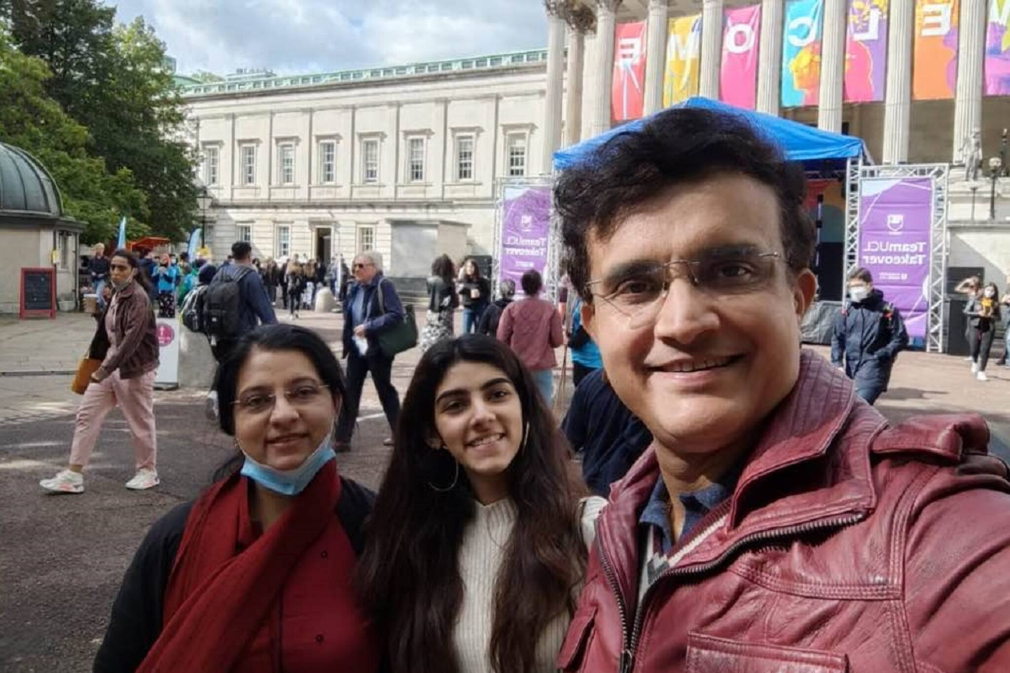 Sourav Ganguly | Sana Ganguly: উচ্চশিক্ষার জন্য বিলেত পাড়ি সৌরভ কন্যা সানার, ভর্তি হলেন লন্ডনের গ্লোবাল বিশ্ববিদ্যালয়ে