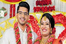 দুই হৃদয়ের ভালবাসা পেল পূর্ণতা! 'বিশেষ দিনে' বিয়ে করলেন বাংলার দুই IAS-IPS... দুই হৃদয়ের ভালবাসা পেল পূর্ণতা! 'বিশেষ দিনে' বিয়ে করলেন বাংলার দুই IAS-IPS...