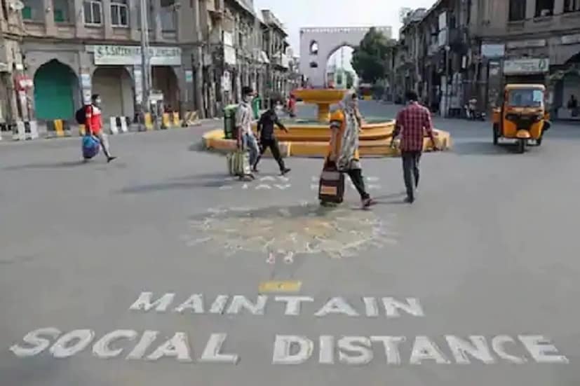 এই পর্বে মাস্ক ব্যবহার এবং সামাজিক দূরত্ব বজায় রাখা আগের মতোই বাধ্যতামূলক।