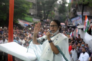 বহুতলের ভোটেও নজর তাঁর। বোঝালেন মমতা বন্দ্যোপাধ্যায়।