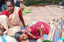 ঠাঁই মেলেনি হাসপাতালে, পরিজনদের সঙ্গে বাঁকুড়ার রোগিণী কলকাতায় খোলা আকাশের নীচে