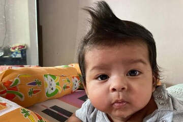 খুদে কেশবের নানা ভঙ্গির ছবি মধুবনীর প্রোফাইলে, উচ্ছ্বসিত নেটিজেনরা