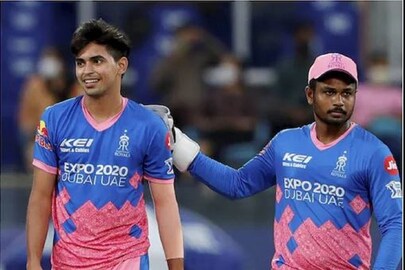  ipl 2021: kartik tyagi gives only 1 run and take 2 wickets against pbks in match winning 20th over- Photo-PTI
