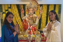 মায়ের সঙ্গে গণপতির আরাধনায় সারা আলি খান, ধরা দিলেন সাবেকি সাজে!